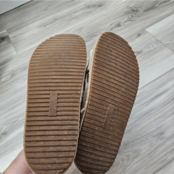 Zara Women's Sandals in Cream Sz 38 - Picture 3 of 8